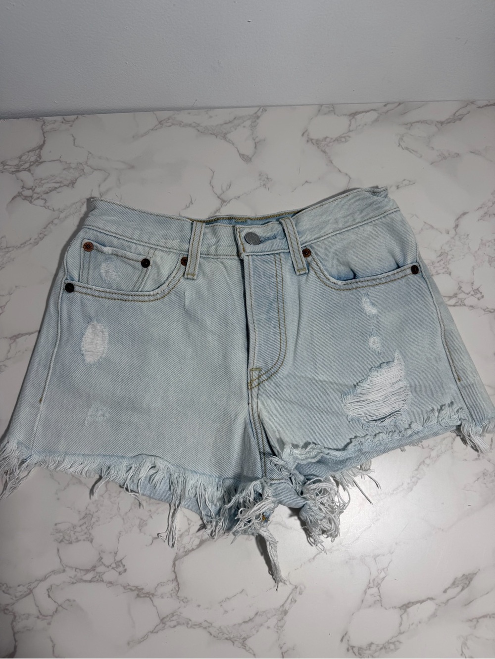 Vintage Y2K Levi's Light Blue Distressed Cut-Off Denim Shorts - 24 - Picture 2 of 11